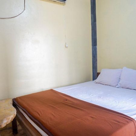 Hotel Kampoeng Drini Redpartner Brono 外观 照片