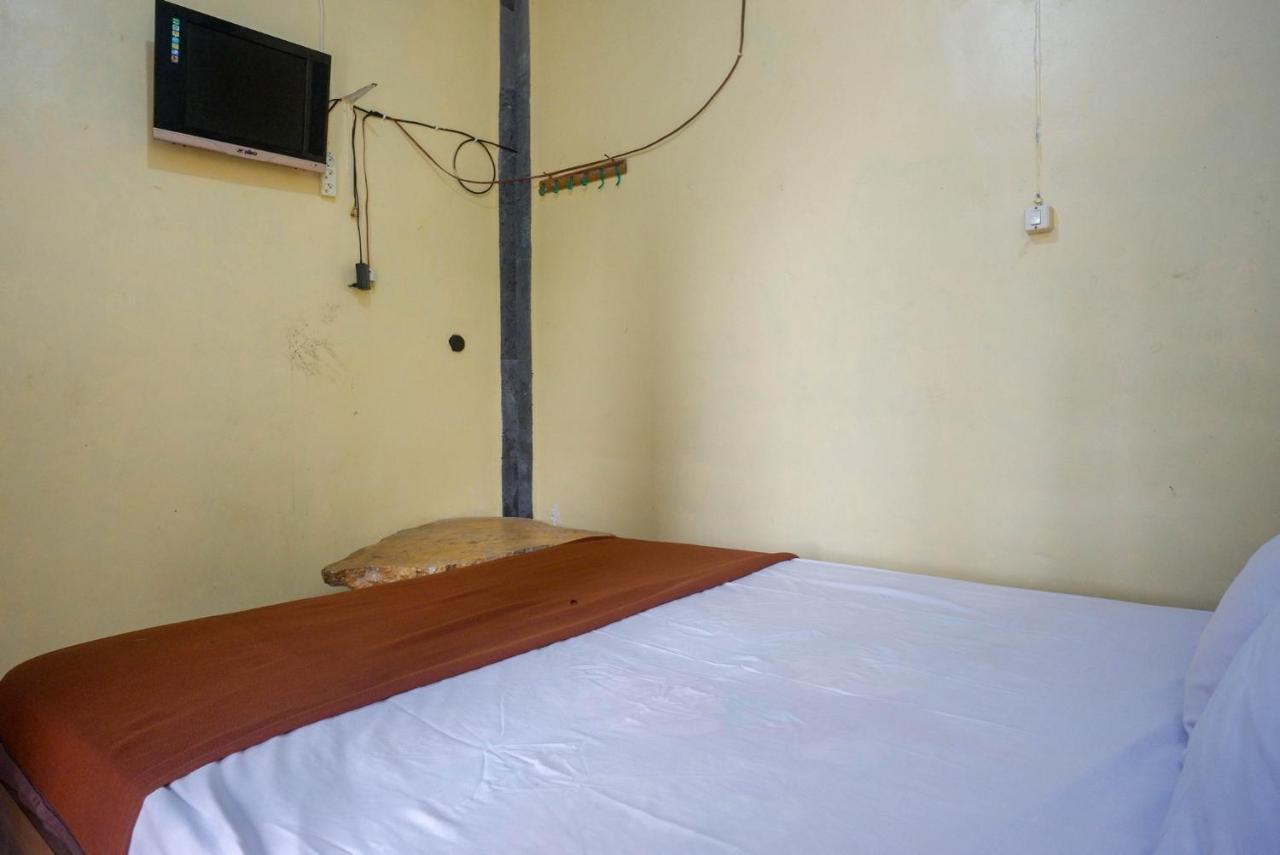 Hotel Kampoeng Drini Redpartner Brono 外观 照片