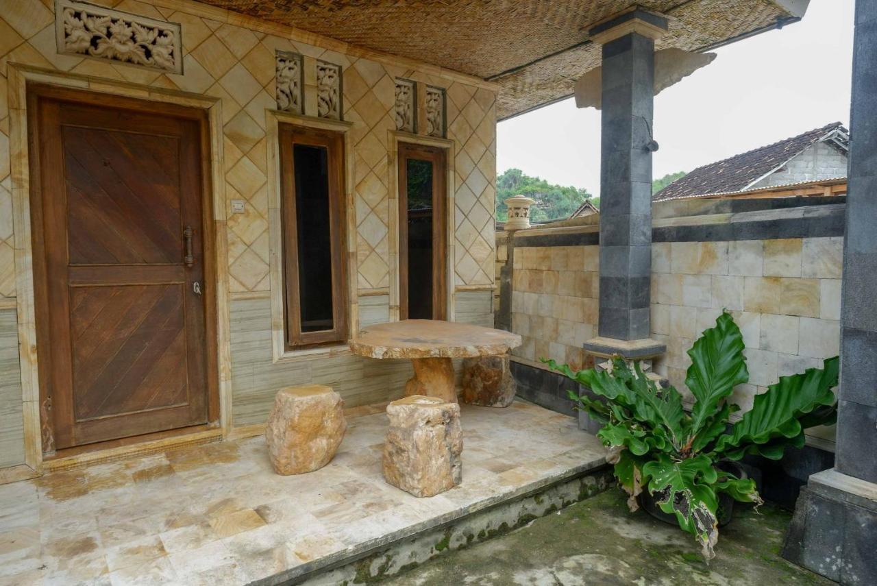 Hotel Kampoeng Drini Redpartner Brono 外观 照片
