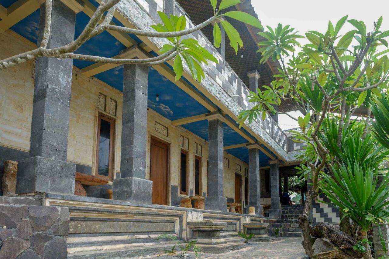 Hotel Kampoeng Drini Redpartner Brono 外观 照片